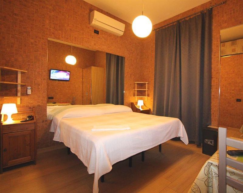 Roma Inn - Rome — Photos 3